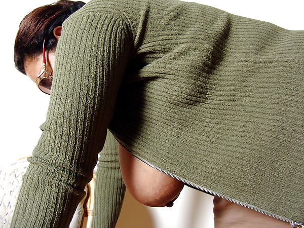 Granny with big tits! Amateur! porn pictures