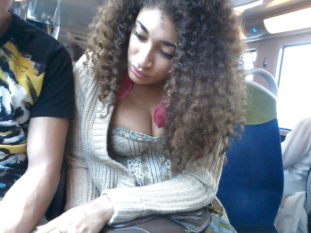 Dans le train porn pictures