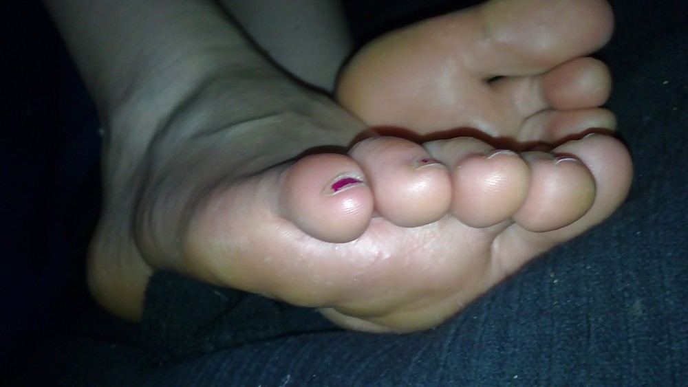 my girlfriend feet porn pictures