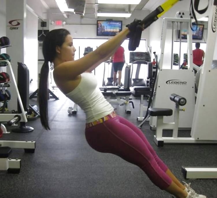 Public Vpl Pics That Make Me Horny porn pictures