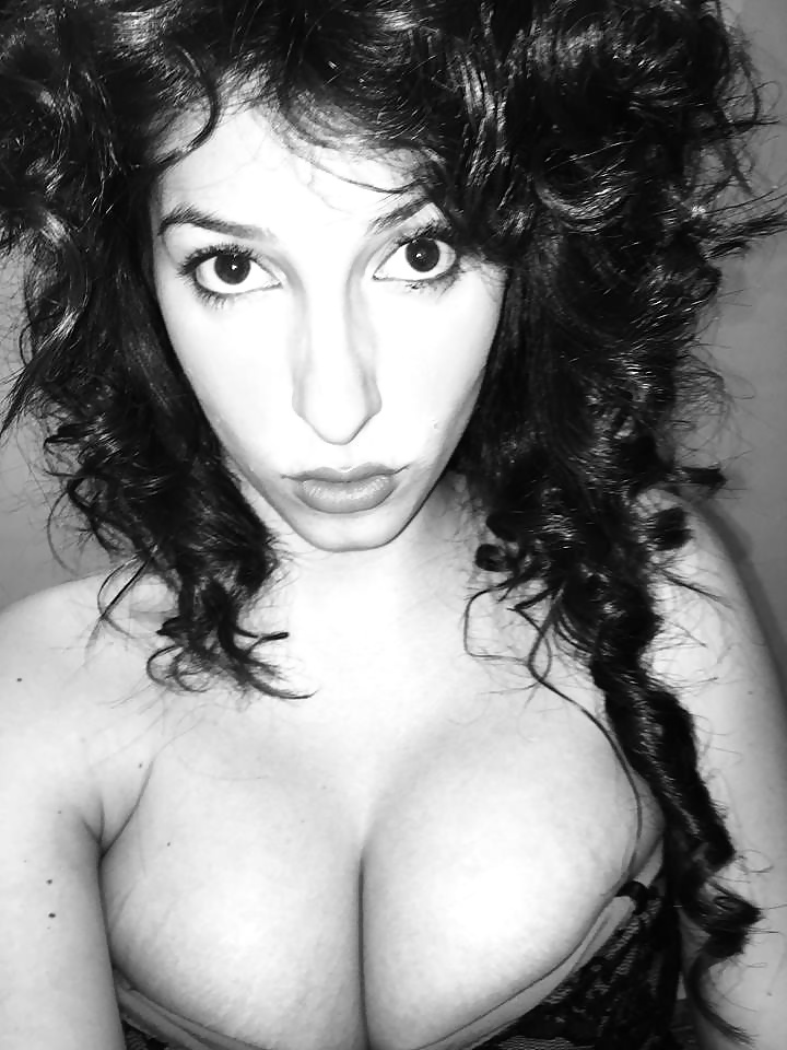 Amatoriale Troie Amateur Bitch porn pictures