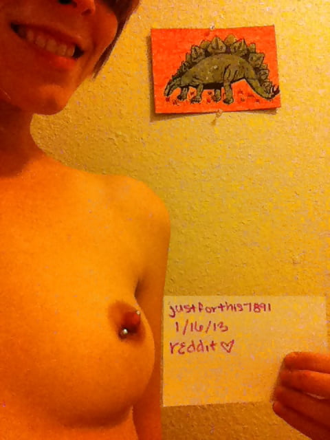 Teen Slut aka justforthis7891 Selfies porn pictures