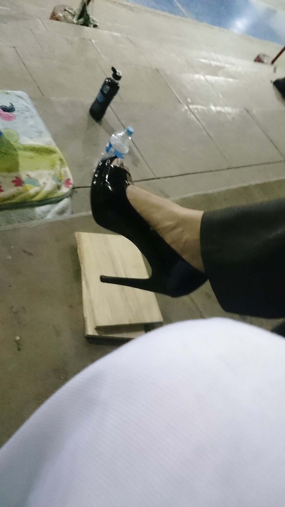 cute feet porn pictures