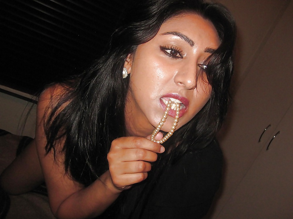 lusty indian desi slut. degrade her with comments porn pictures