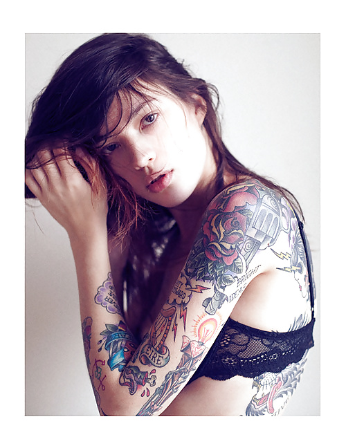 Beautiful Girls with tattoos porn pictures