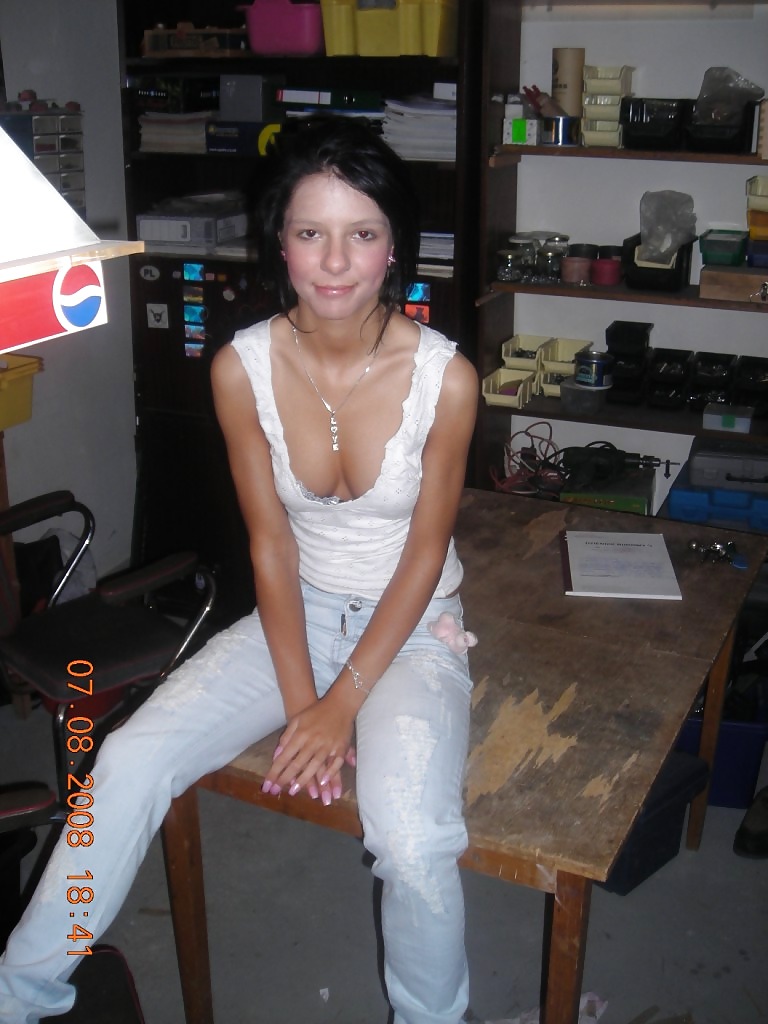 Agnieszka 3 porn pictures