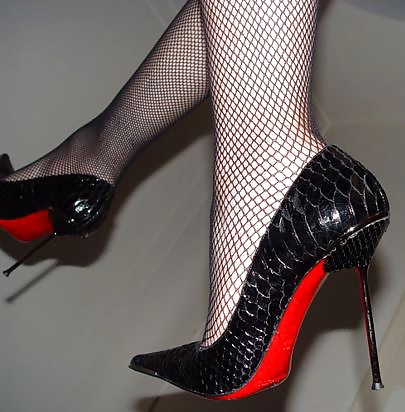 STILETTO PUMPS HIGH HEELS porn pictures