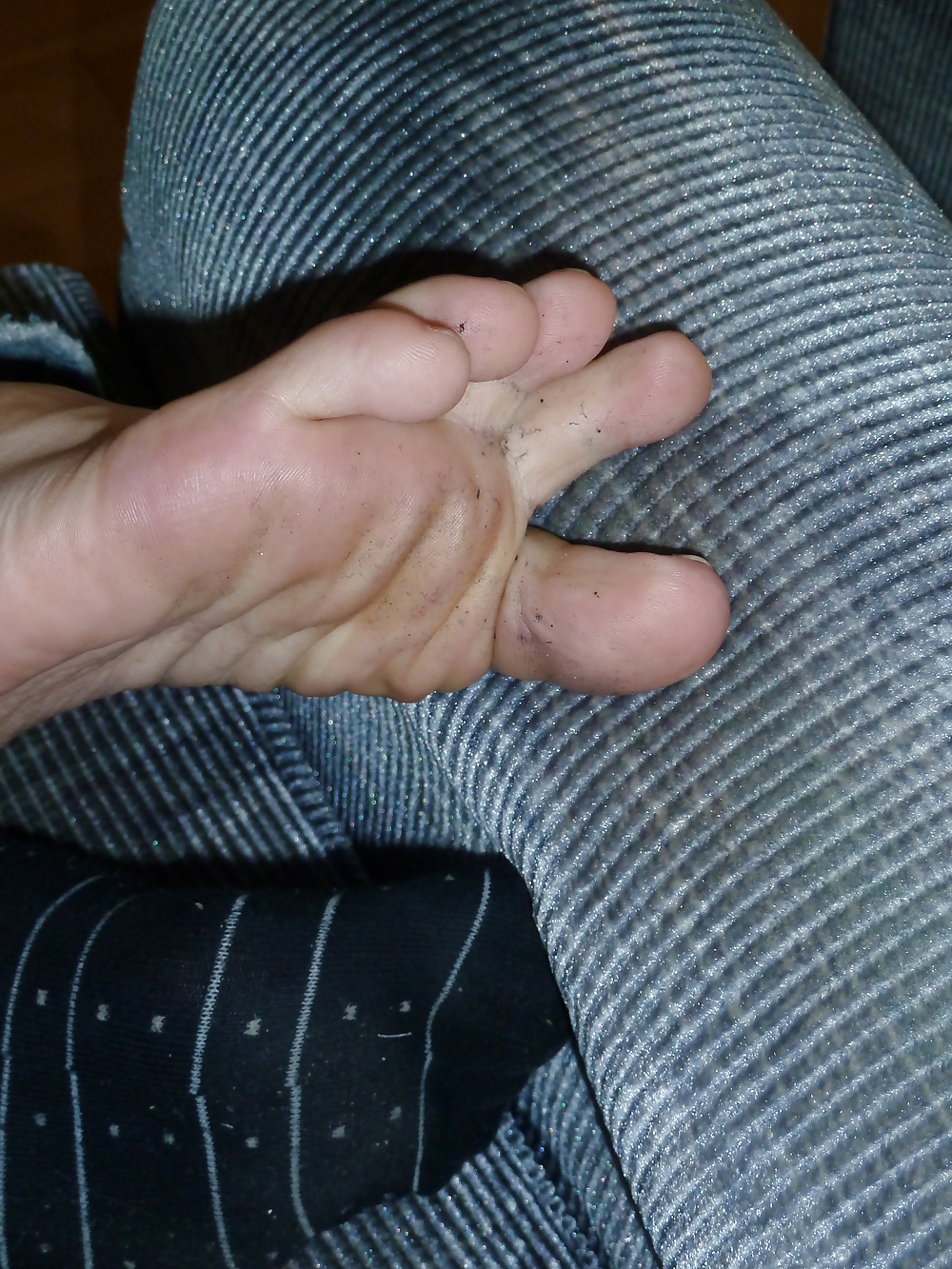 you smell my feet porn pictures