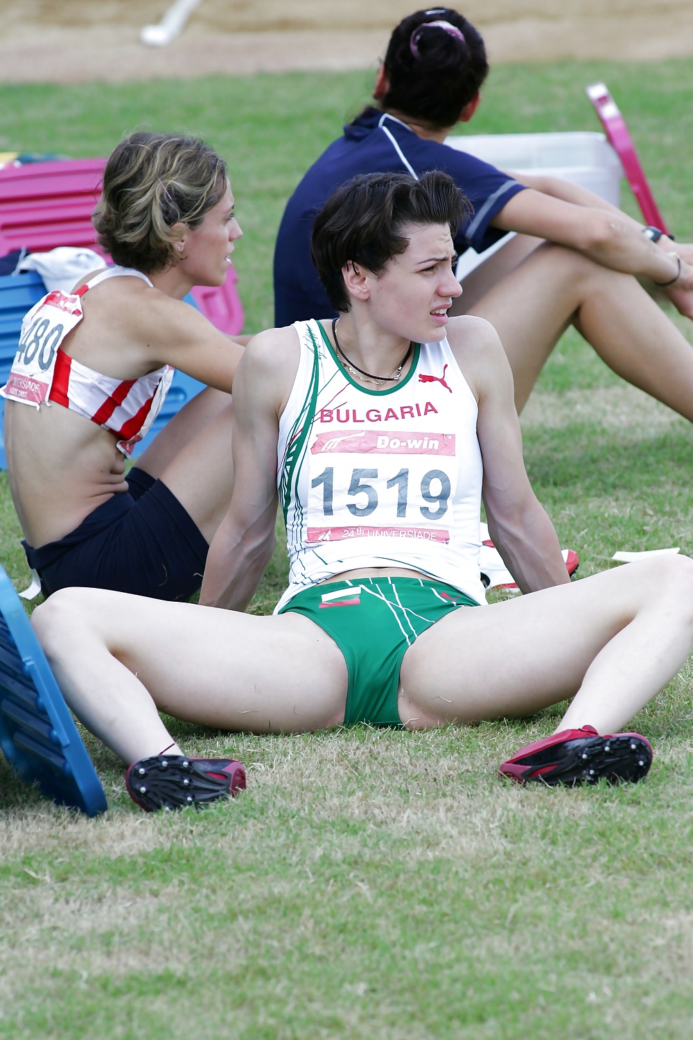 Candid young slut : sport II porn pictures