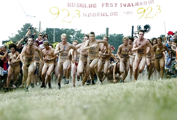 Roskilde Nude Run - 2009 porn pictures