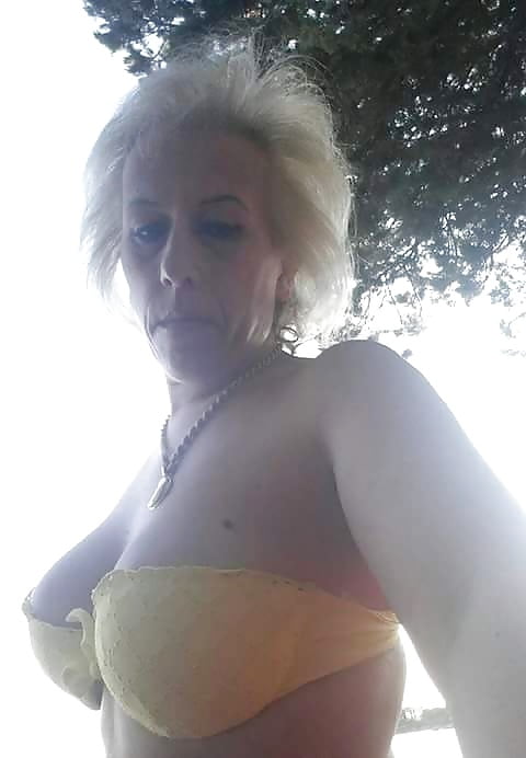 Granny e mature porn pictures