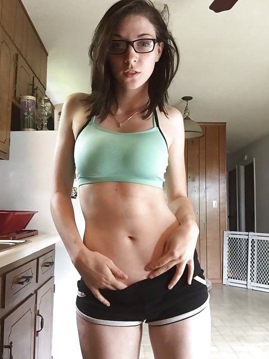 Amatours 21 porn pictures