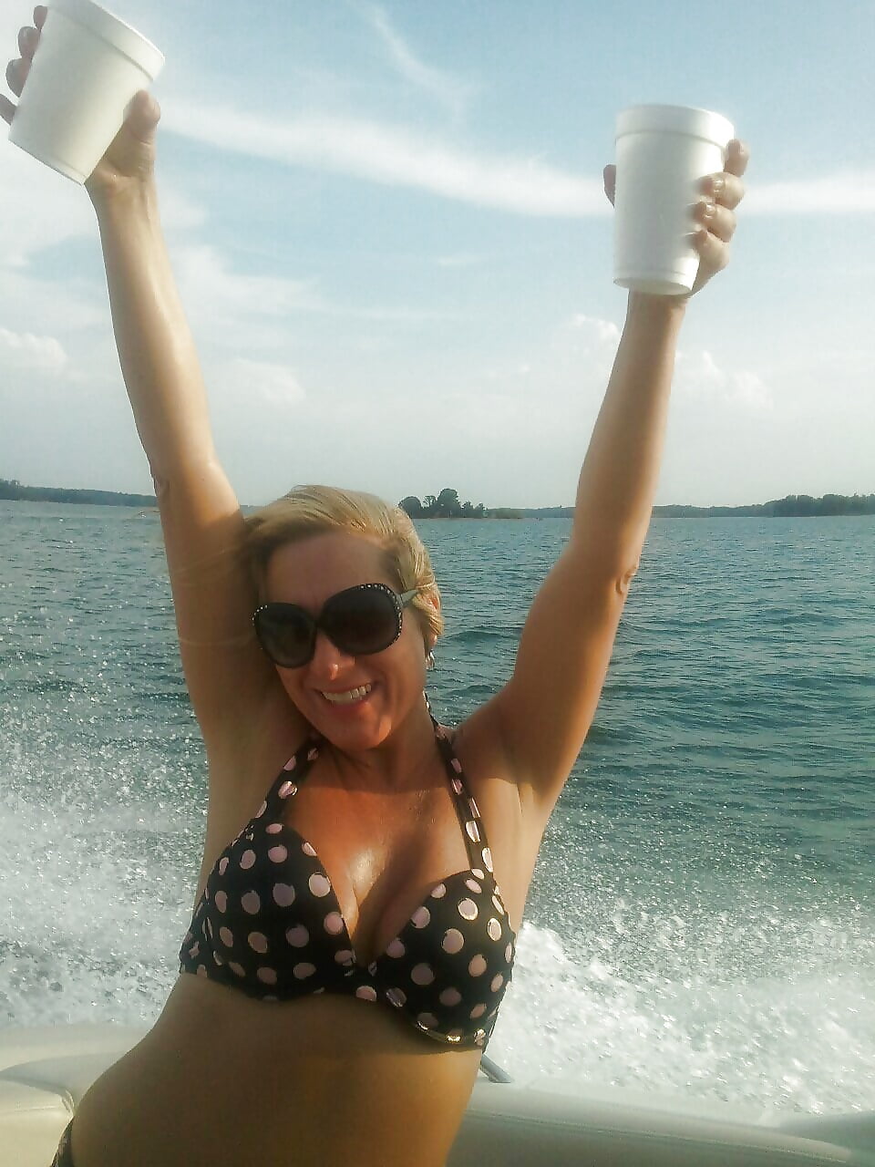 Christie W (1085) porn pictures