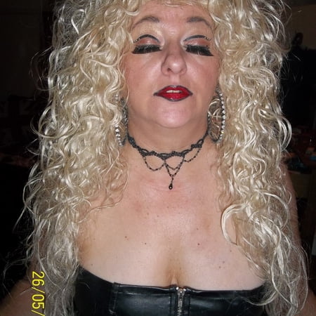 149 Sultry Images of SHIRLEY SLUT 226 thumbnail