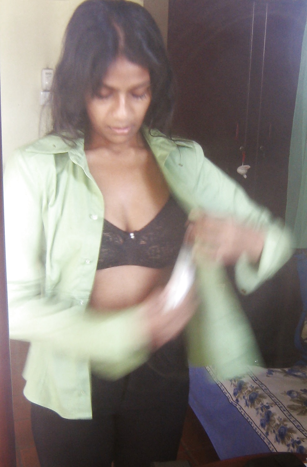 Sri lanka girl 1 porn pictures