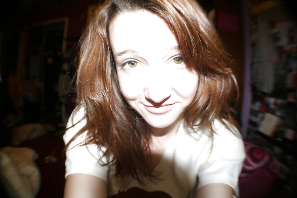 A nail technician Yevgeniya (Eugenia) porn pictures