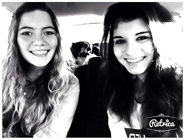 ADELE UNE FUTURE COCHONNE porn pictures