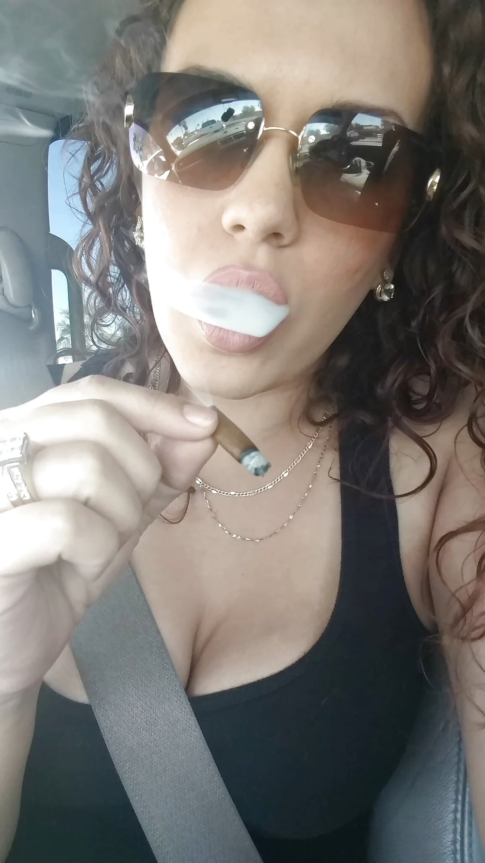 Green Eyes Latina porn pictures