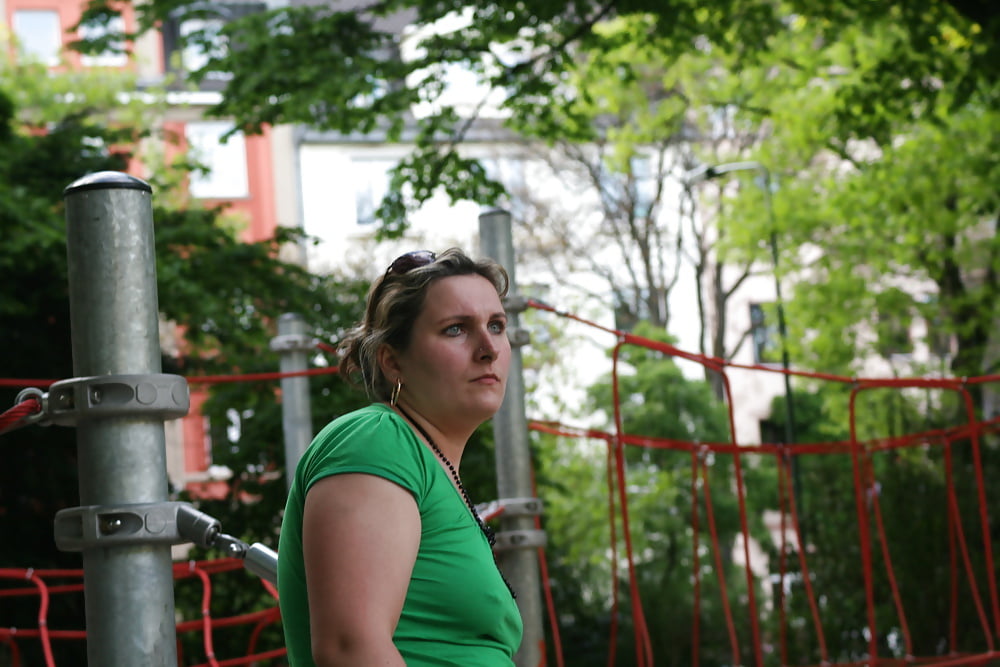 Green Shirt porn pictures