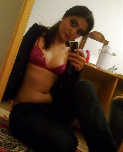Desi Indian Girls SelfShot Hot Pics - Part 9 porn pictures