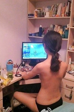 Player Girls porn pictures
