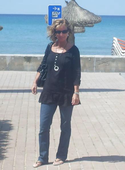 Mama Sylvia porn pictures