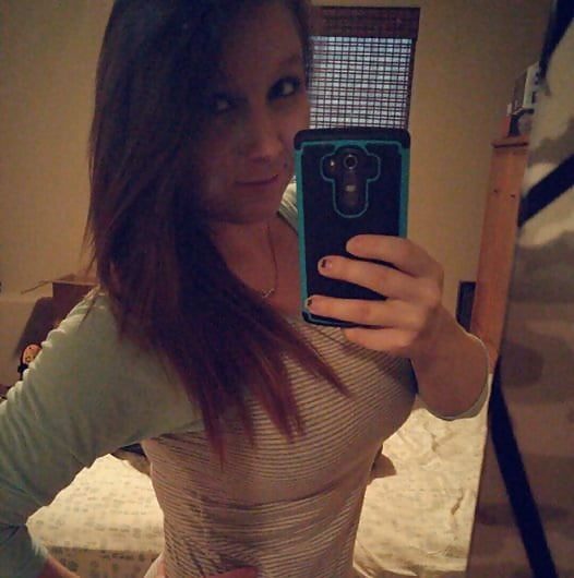 Amanda Little Slut from Kentucky porn pictures