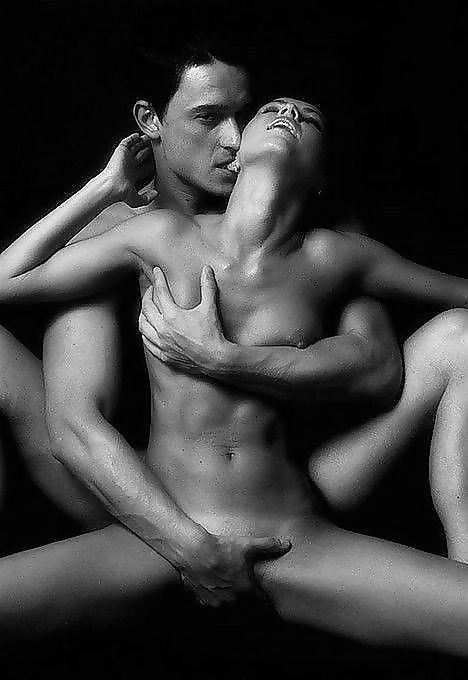 Erotic Sensual Kisses in Black&White - Session 1 porn pictures