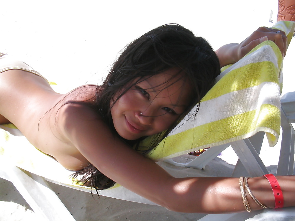 Vita-Lao  Beach porn pictures