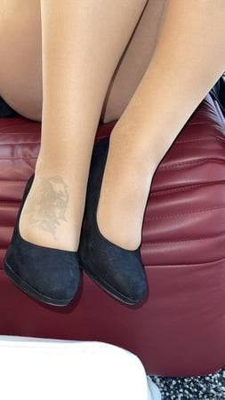 me in pantyhose         