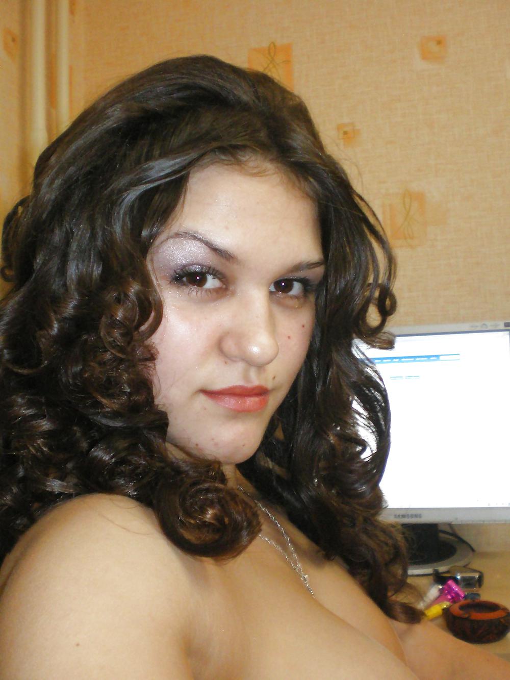 Italin college slut - selfshot teaser pics porn pictures