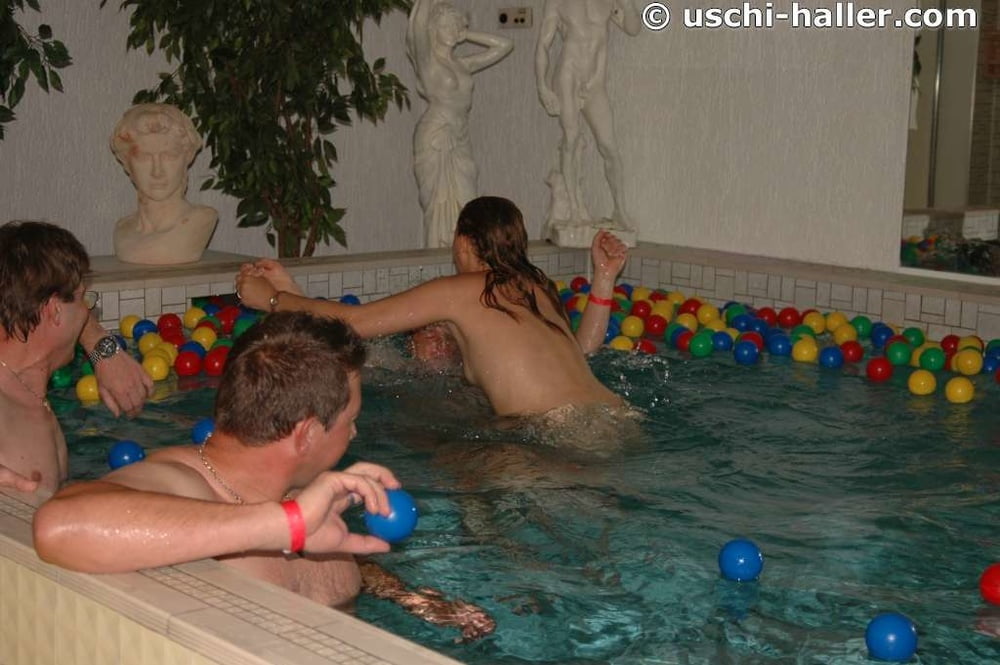 Gangbang & pool party in Maintal (germany) - part 1  