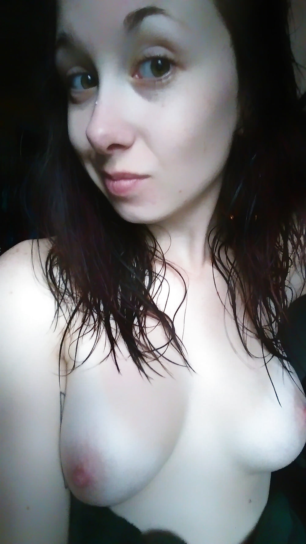selfshot emo teen slut II porn pictures