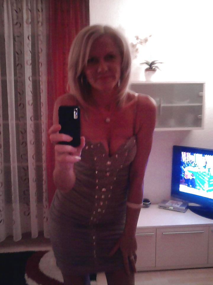 Sexy mature - private porn pictures