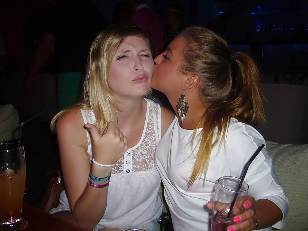 Amateurs Set 262 porn pictures