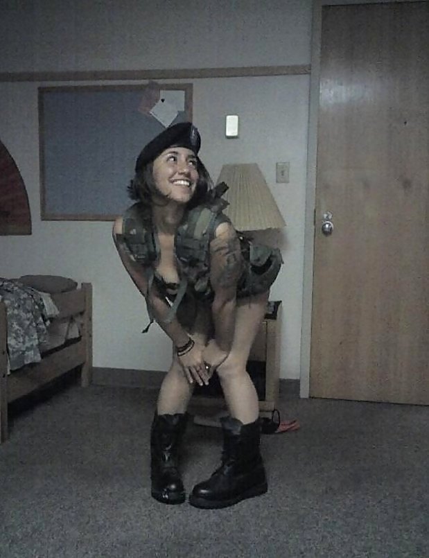 Army Girl porn pictures