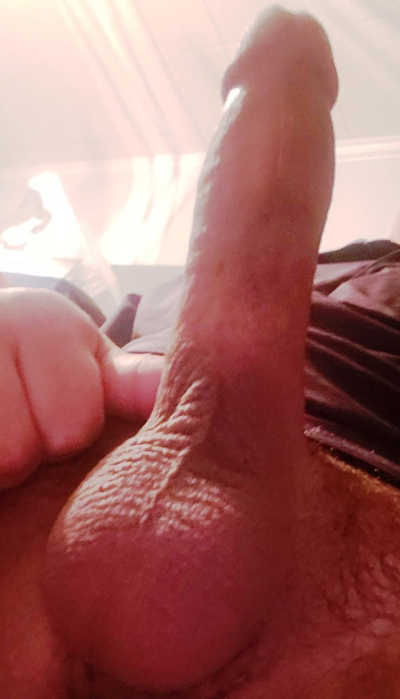 My wife's new fucker sends photos of his huge cock. - 26 Photos 