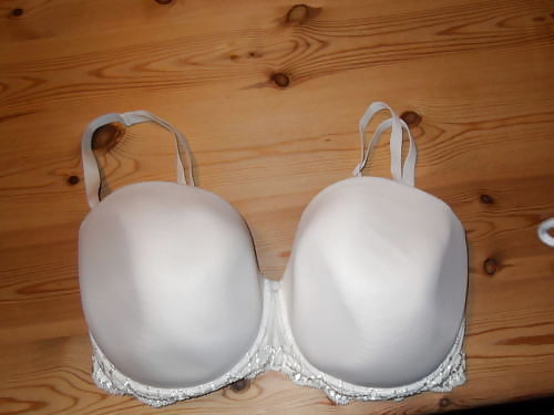 Bra shot porn pictures