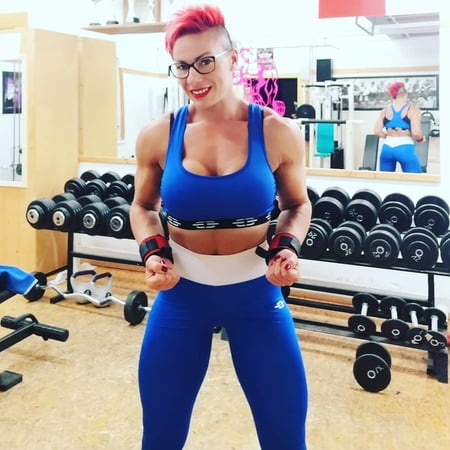 serbian fitness milfs ready for cum         