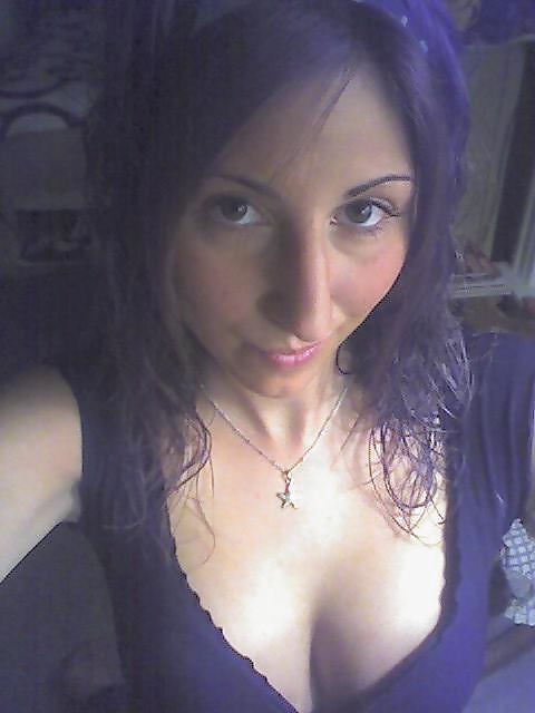 Slut Mandi for tributes porn pictures