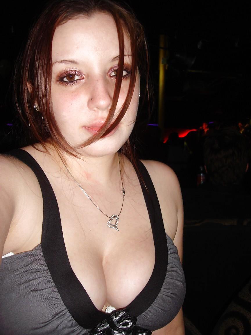 Busty Amateur Emo Girl porn pictures