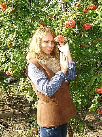 Sexy Russian Blonde Stunner - 139 Photos 