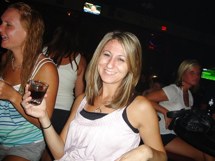 SmutDates User ID: BozzerGrl22 porn pictures