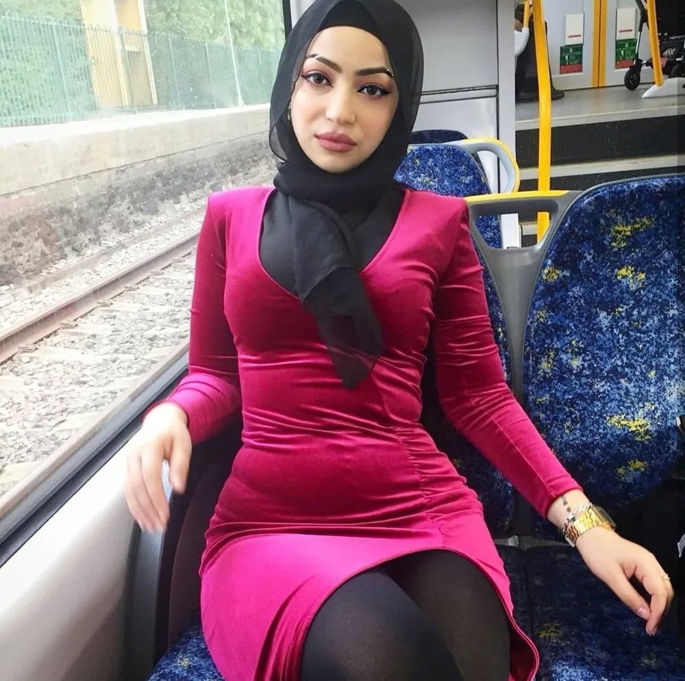 See And Save As Hijabi Mix Porn Pict Xhams Gesek