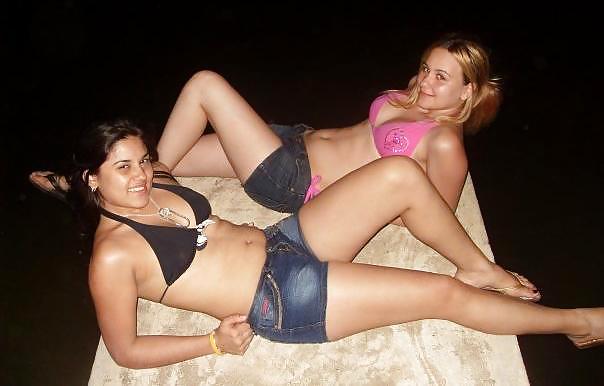 SEXY LATINAS porn pictures