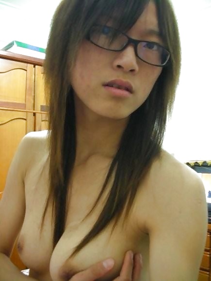 taiwan girl selfies (no beautiful) porn pictures