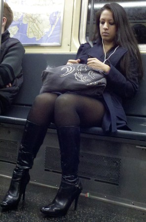 New York Subway Girls 102