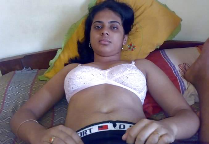 young and sexy Indian girls porn pictures