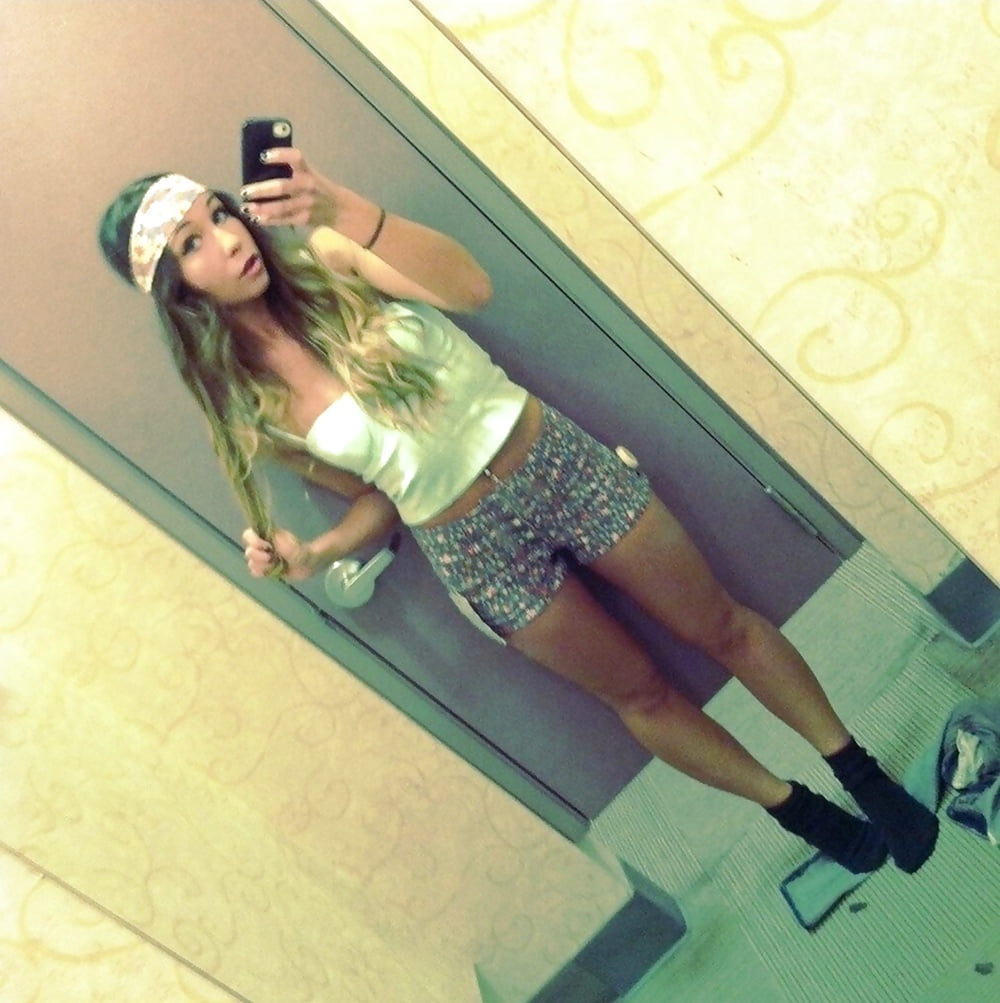 American Slut Bombshell porn pictures