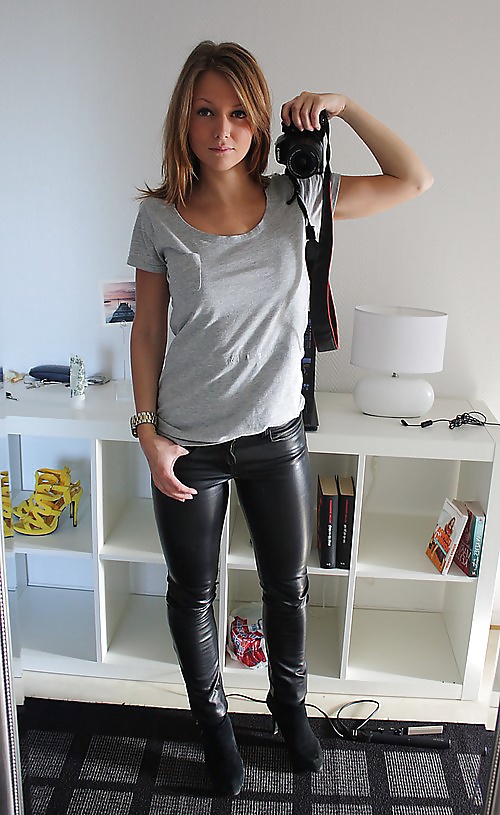 Girls in Leather and Boots part 4 porn pictures